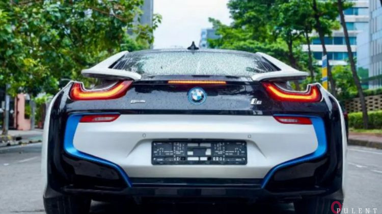 2015 BMW i8 Hybrid