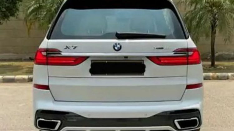 2021 BMW X7 40i M Sport