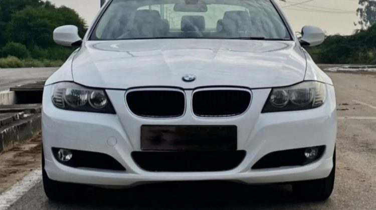 2012 BMW 3 Series 320D