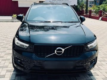 2021 Volvo XC40